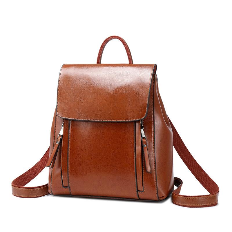 A Retro Oil-wax Leather Backpack for Women, A Fashionable Schoolbag for Female College Students