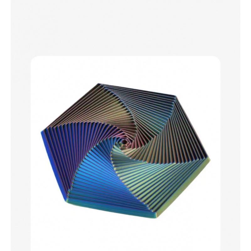 Hexagonal Spiral Illusion Tower: 3D Printed Rotating Decompression Toy & Creative Ornament Gift