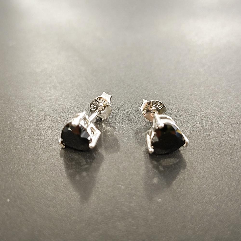 Black Heart Zircon Girls Cute Earring 925 Sterling Silver Heart CZ Stud Earrings