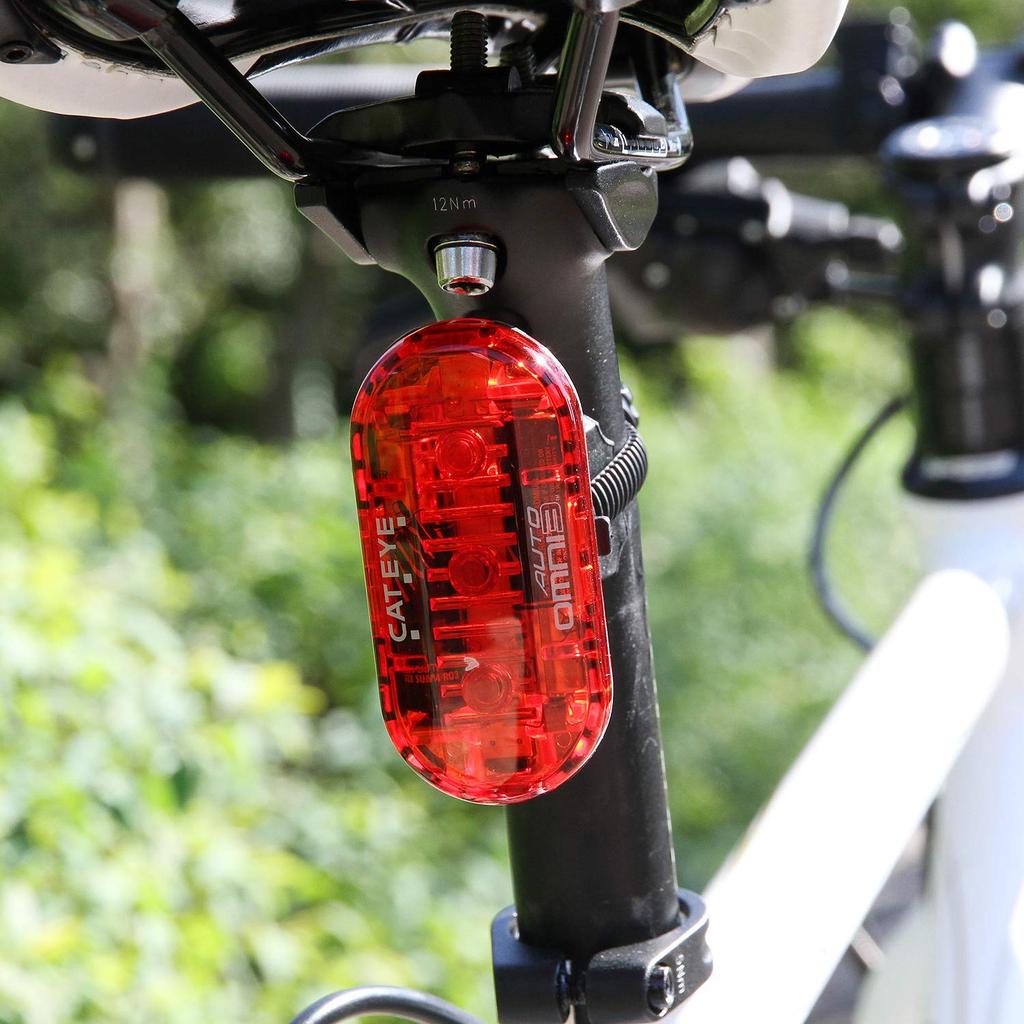 CAT EYE OMNI3 AUTO Tail Light, 36mm X 75mm X 21.9mm, TL-AU135-R, Bicycle Light
