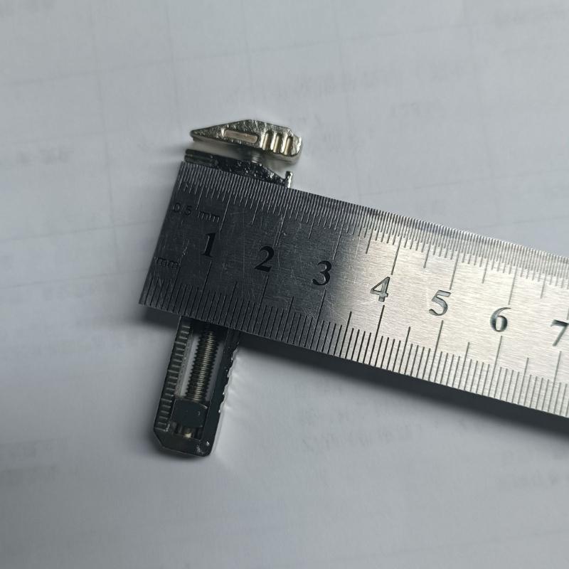 Lightweight Aluminum Alloys Multipurpose Keychain Wrench Integrated Nail Puller Removal Bottle Opening Compact Design