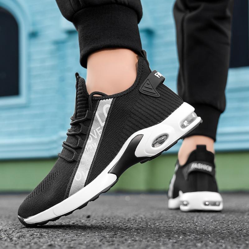 Fashion Lightweight Men's Sports Shoe Breathable Mesh Casual Shoes Summer Running Jogging Walking Shoes 2025 New Fashionable Flat Shoes