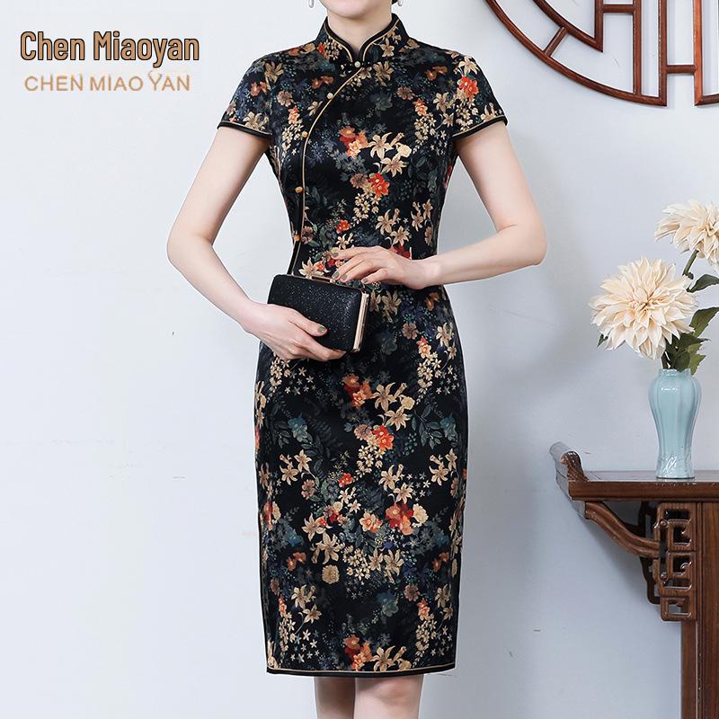 Silk Cheongsam: Retro Chinese Style Summer Dress for Middle-Aged and Elderly Women, 2023 Edition