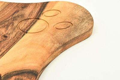 Schneidebrett aus Bio-Akazienholz zum Hacken in der Küche und als Metzgerblock für Käse, Gemüse, Obst und Salat, 35,6 x 25,4 cm, Ghost Board