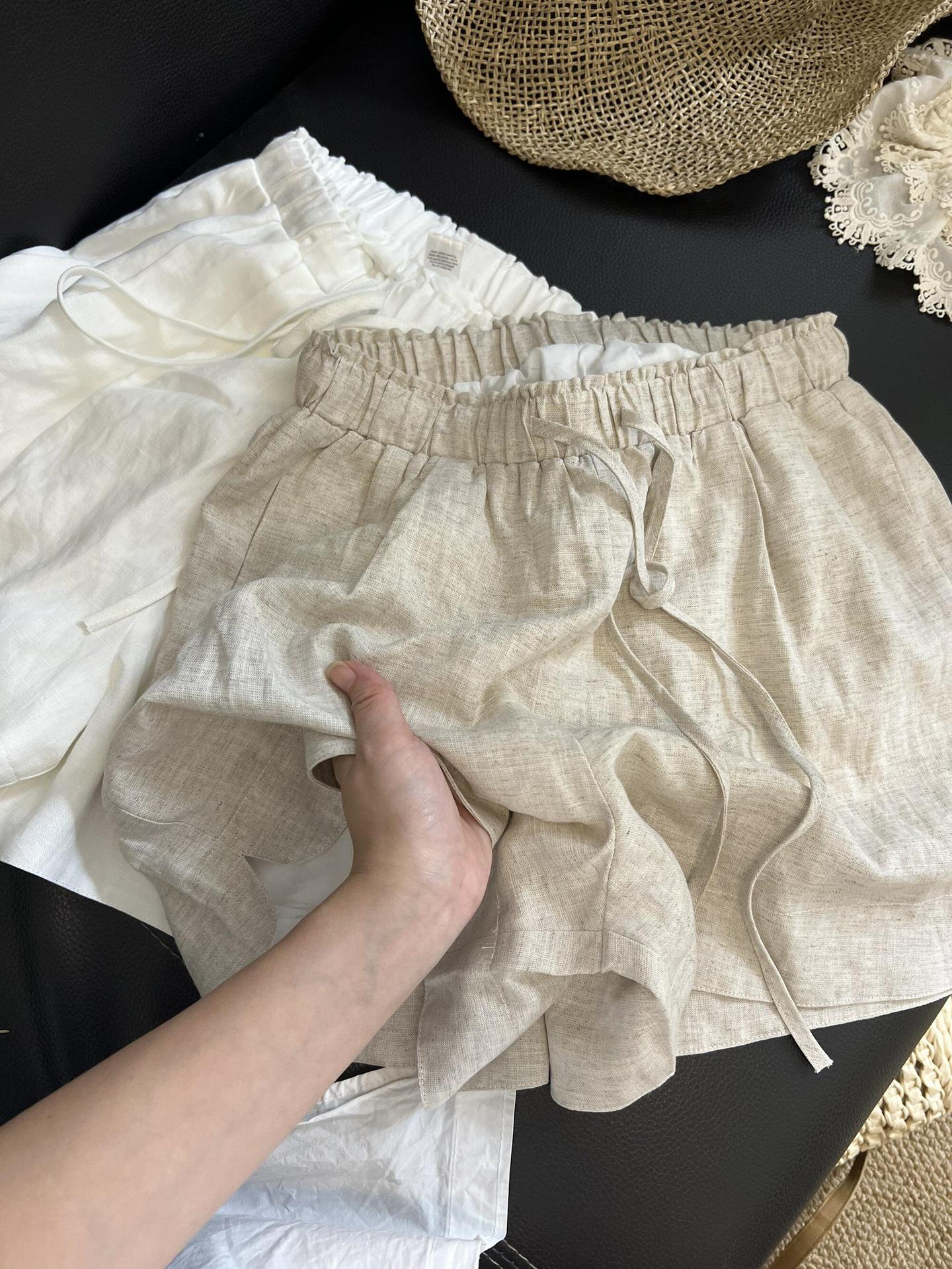 Summer Enzyme Wash Tencel-Linen Casual Shorts, Elastic Waist, White Small