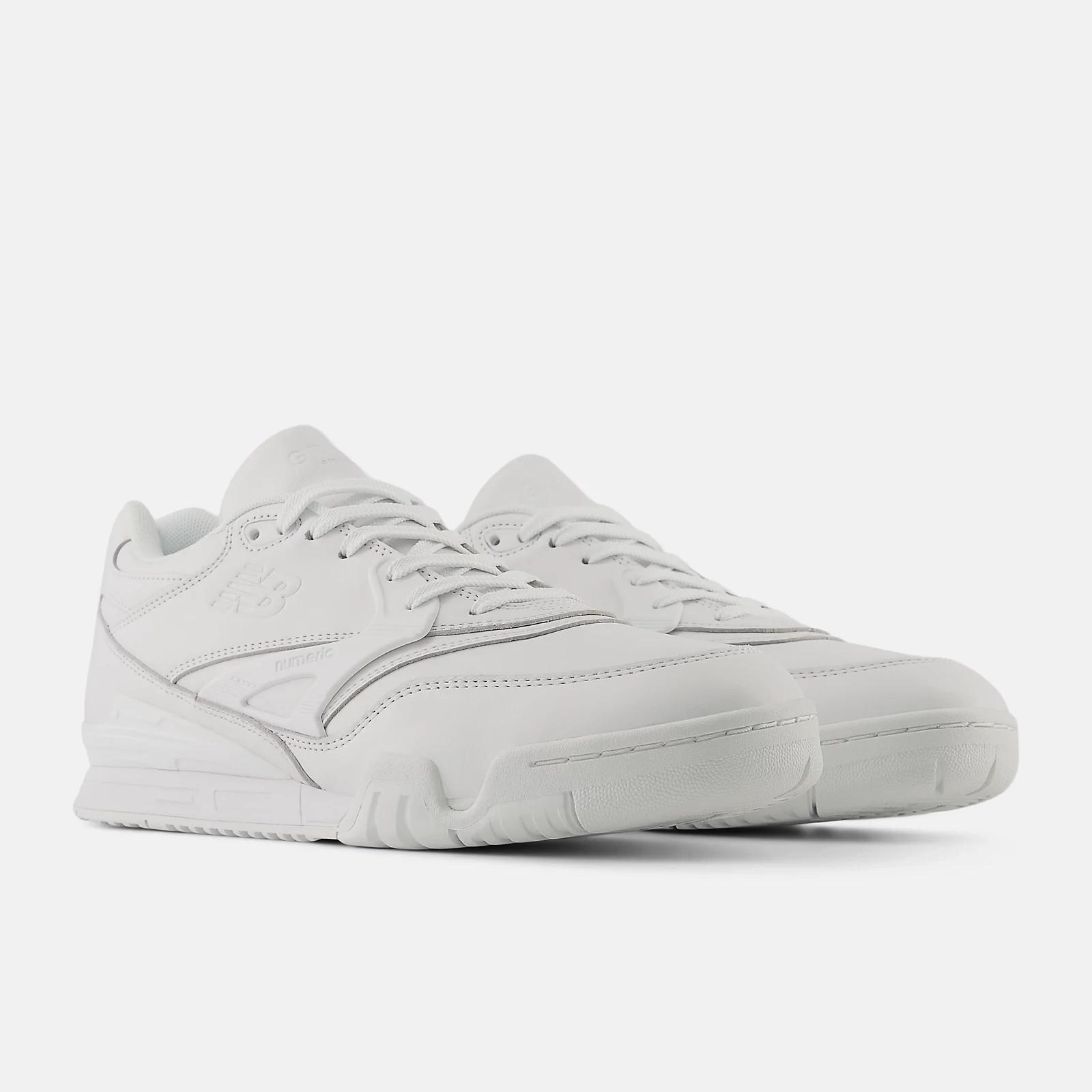 NM770GNY New Balance NB Numeric 770 White (Men s) 8.5
