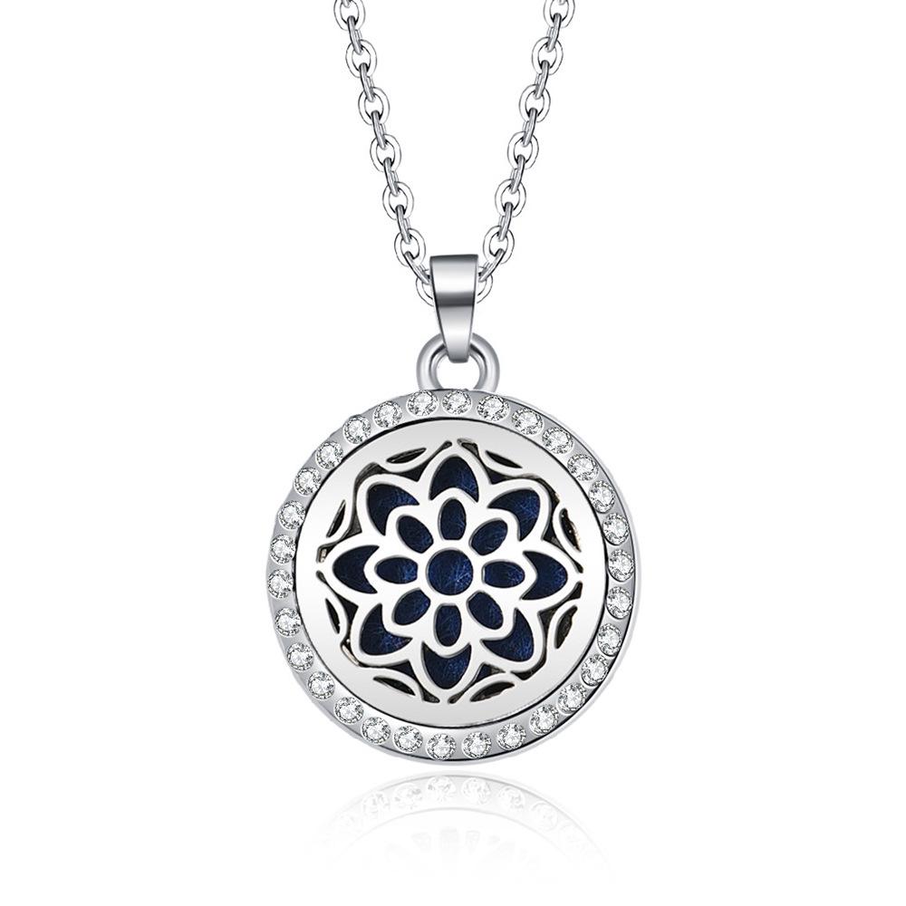 In-Stock Aromatherapy Hollow Diamond Pendant Necklace