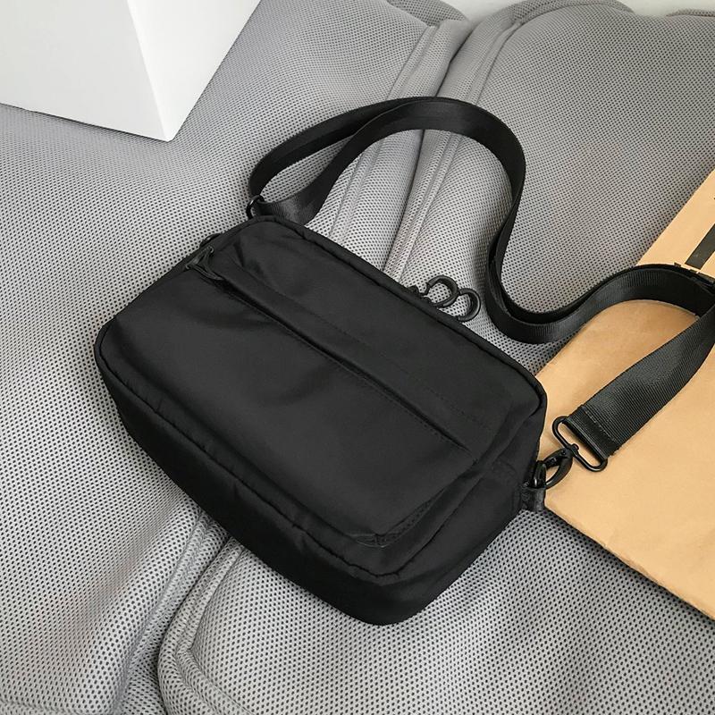 1 fashionable men's campus square crossbody bag, shoulder bag, very suitable for daily use