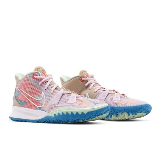 Nike Kyrie 7 1 World 1 People - Regal Pink CQ9326-600 EU 44 нектар/розовый