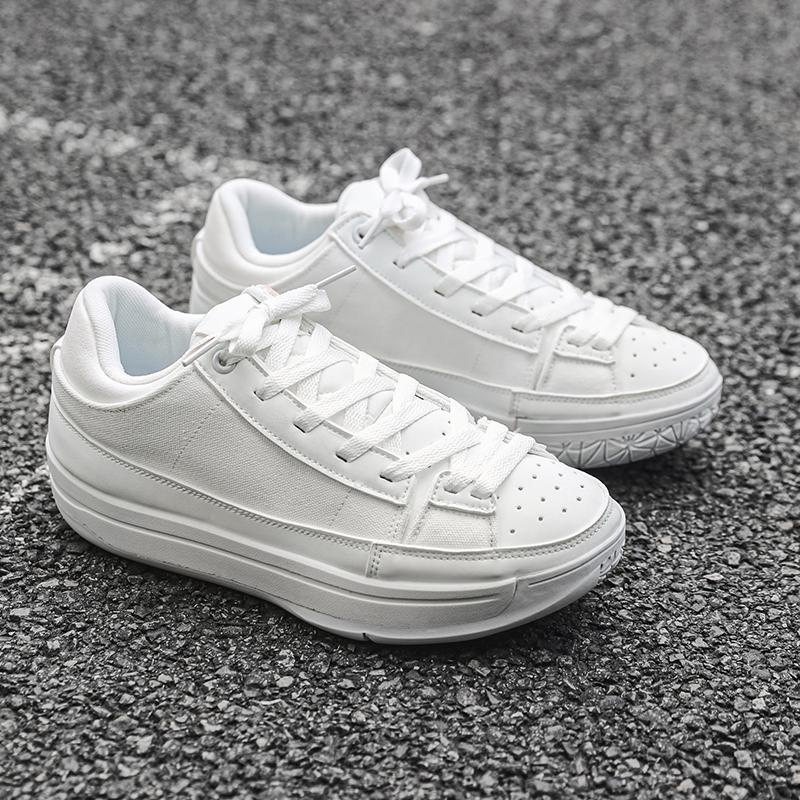 

Men’s Retro Skateboard Shoes Boots Black Street Style Casual Sport Shoes White Wide Head Shoes Plus Size EU: 45 білий