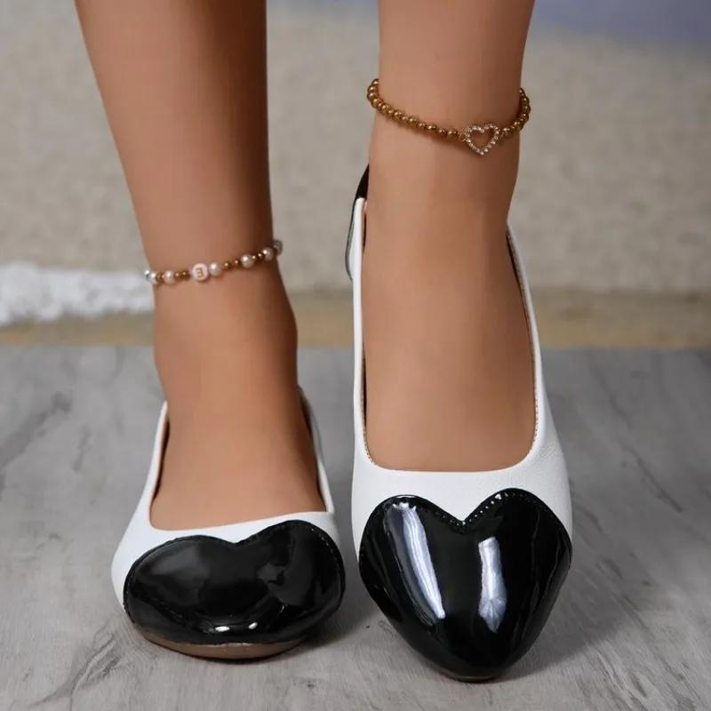 Fashion New Large Size Flat Sole Women Shoes Fashion Round Head Heart-shaped Comfort Soft Sole Casual Shoes for Women Zapatos De Mujer
