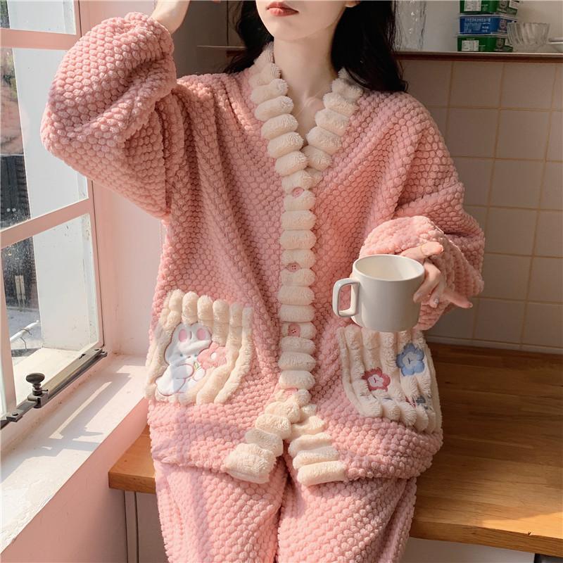 Autumn/Winter Coral Velvet Pajamas for Women Warm Casual Flannel with Velvet Thickened Can Be Worn Outside The Home Suit