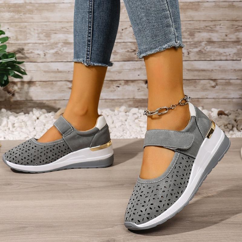 Fashion Mary Jane Cutout Breathable Sandals Casual Soft Sole Wedge New Women's Shoes 2025