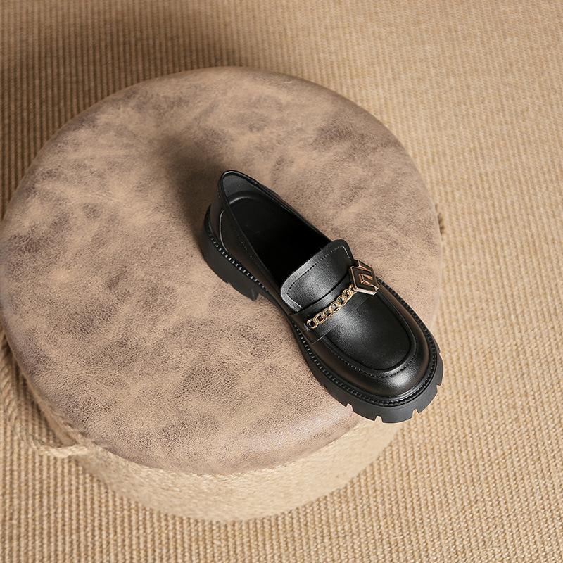 

Круглые туфли на платформе женские Brock British Style Маленькие кожаные туфли женские с металлической пряжкой декоративные туфли 40 чёрный