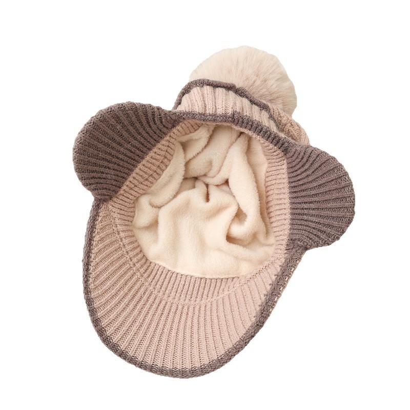 Two color Lace Plus Eeled Baseball Cap Sweet and Cute Fur Ball Cap Autumn and Winter Casual Cold Warm Hat