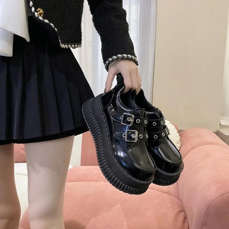 Fashion 2024 New British Style Retro Belt Buckle, Dad's Shoes for Women, Trendy High Rise Ultra Thick Sole Shoes for Women