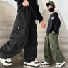 Calças de perna larga Calças de dança de rua Calças retas casuais para meninos Calças infantis com bolsos laterais Calças cargo infantis Calças hip hop
