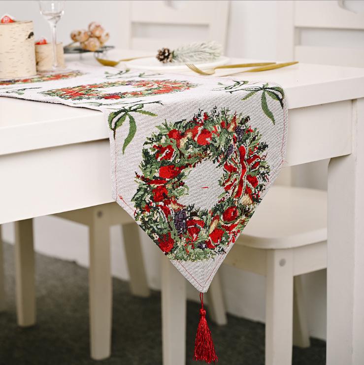 Christmas Table Runner: Creative Holiday Tablecloth for Dining or Coffee Table, Heat-Insulated Festive Decoration