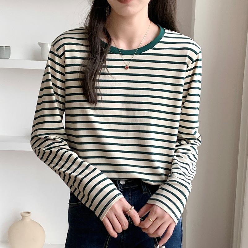 Fruit Green Striped Color Matching Round Neck Long-sleeved T-shirt Women's Spring Loose and Thin Temperament Commuter Bottoming Top