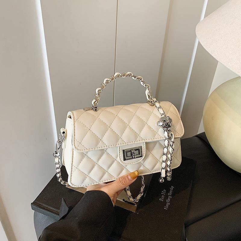 

Niche diamond chain portable small square bag women s summer new fashion casual shoulder messenger bag белый