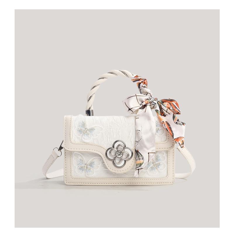 Fashionable and Versatile Small Square Bag with Unique Design, Featuring An Elegant Bow Strap Crossbody Bag.