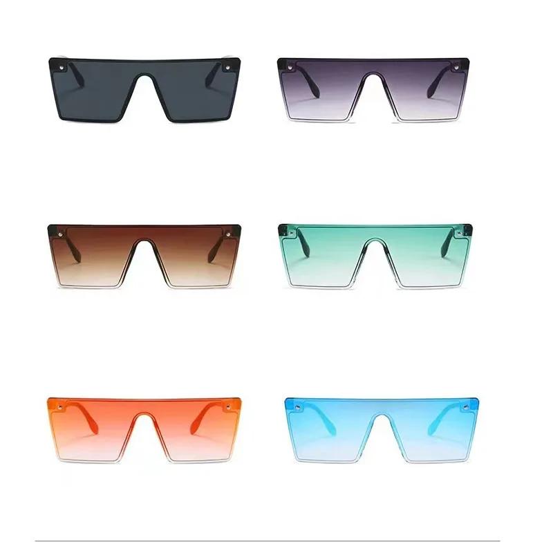 New Square Oversized Sunglasses Women Big Frame Sun Glasses Lady Classics Vintage Rectangle Eyewear UV400 Oculos De Sol