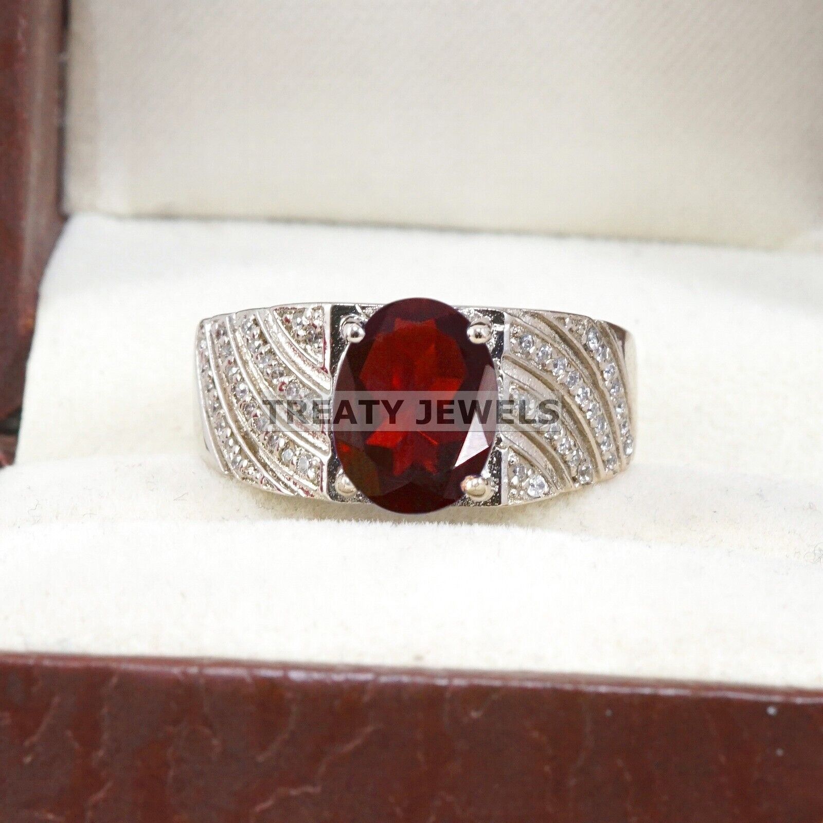 

Garnet Oval Cut Gemstone With 925 Sterling Silver Ring For Men s #B110 JL375671450995 4-16 US срібний