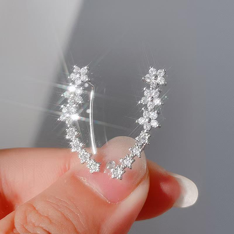 2024 Korean High-End Niche Star Earrings: Elegant, Versatile, Sweet & Cute Style