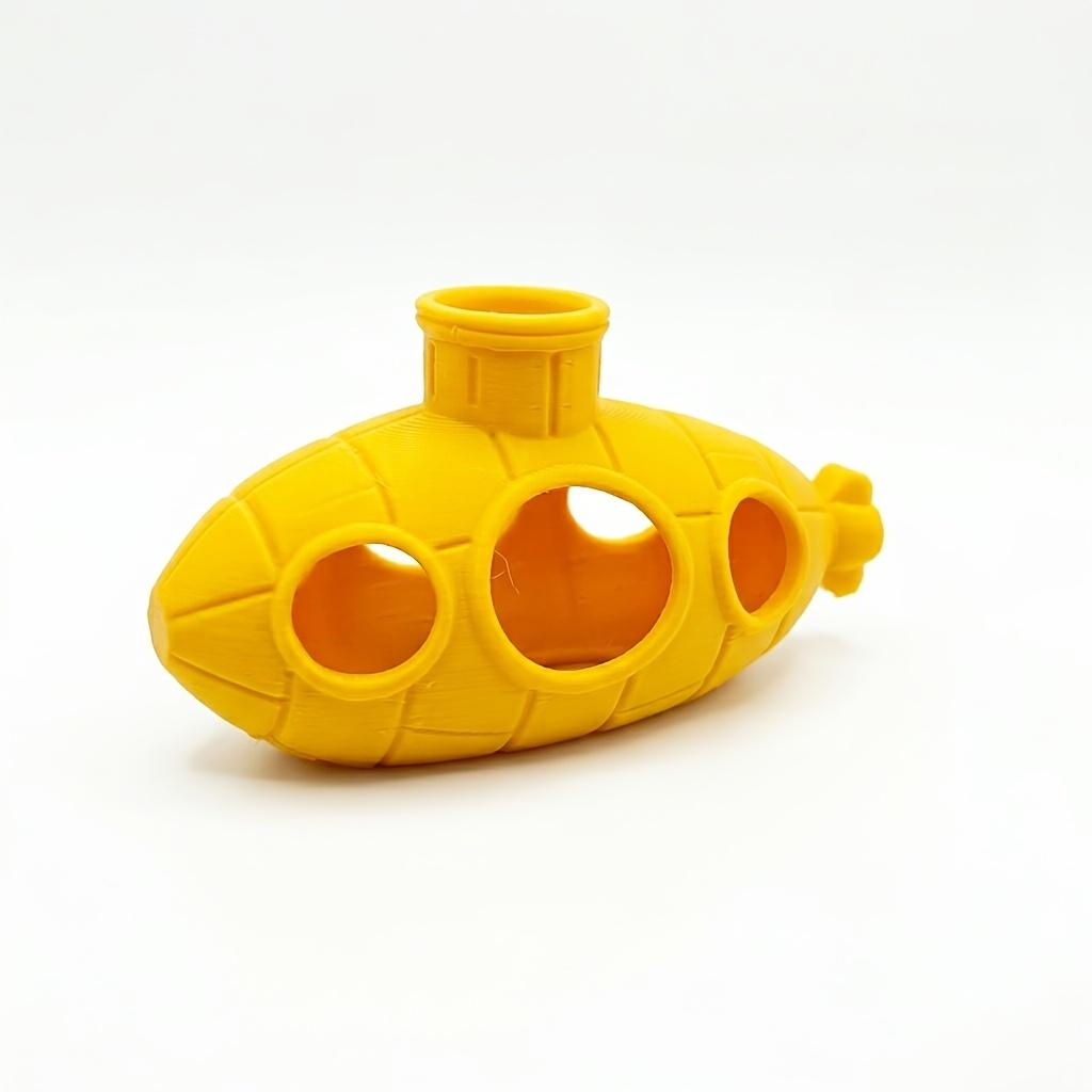 

A Submarine-Shaped Ornament, Suitable for Aquarium Decoration, Serves As a Hiding Place for Small Fish,Great Gift for Friends