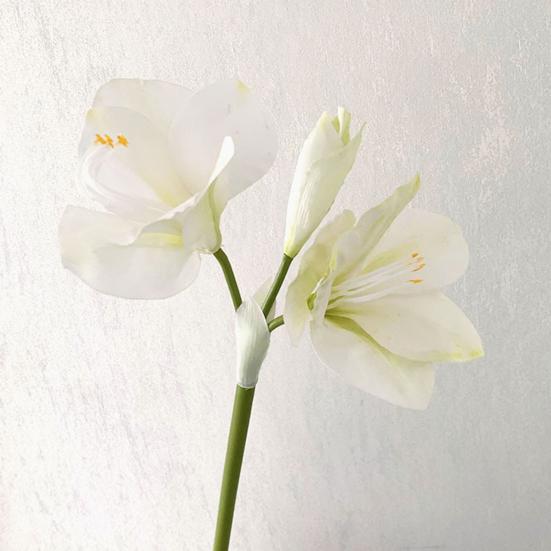 22" Real Touch Künstlicher Amaryllis-Strauß Langer Stiel Seidenblume mit 2 vollen Blüten und 1 Knospe für Haus Büro Vase Blumengestecke