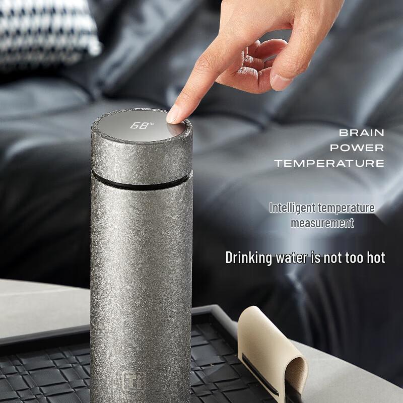 RELEA Men's Pure Titanium Lined Insulated Tea Thermos with Temperature Display