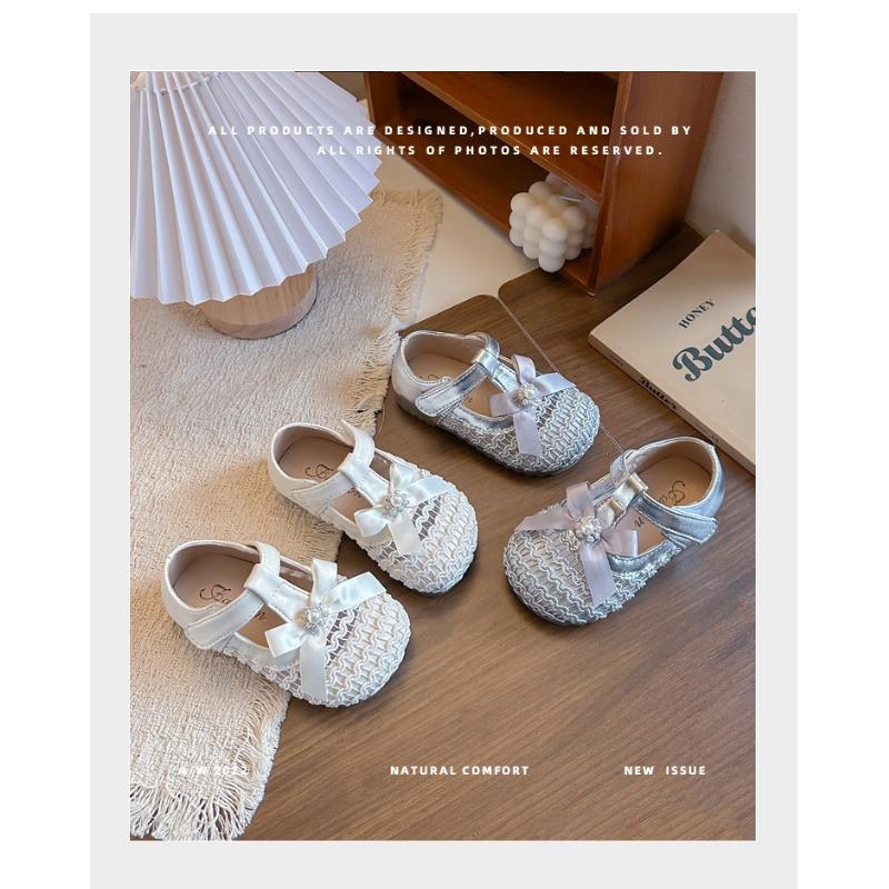 Girls Breathable Mesh Cutout Shoes With Pearl Bow