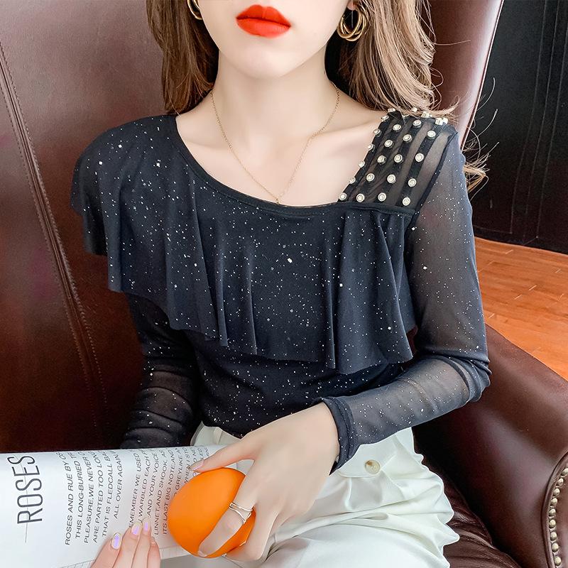 2025 Jarní síťovaný top s dlouhým rukávem s volánkovým prošíváním a nepravidelným límcem