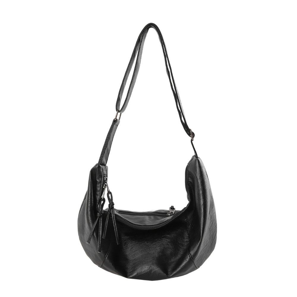 

Leather Japanese Style Crossbody Bag Large Capacity Travel Shoulder Bag Dumpling Shaped Bag Travel