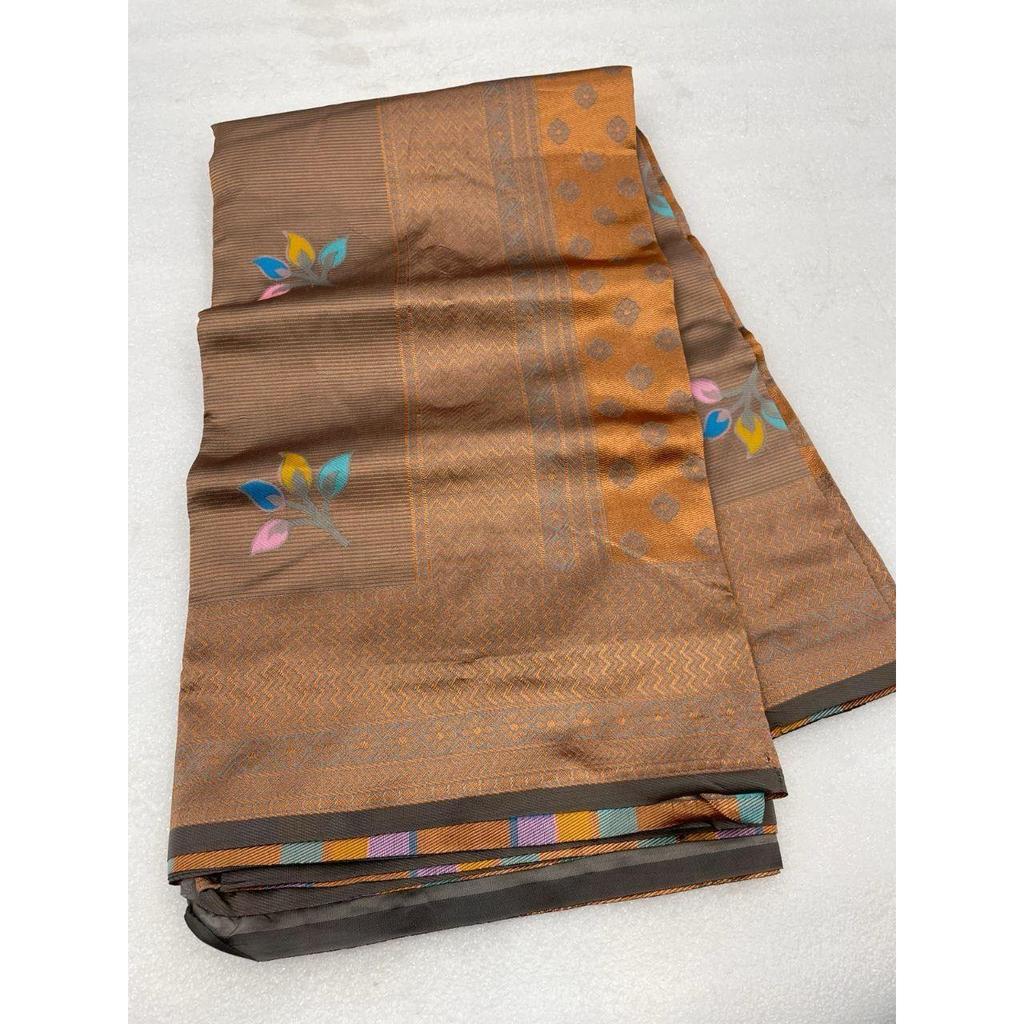 This Beautiful Saree Is Elegantly Decorated with Gorgeous Solid Jacquard Weave That Gives a Perfect Look To the Outfit.
