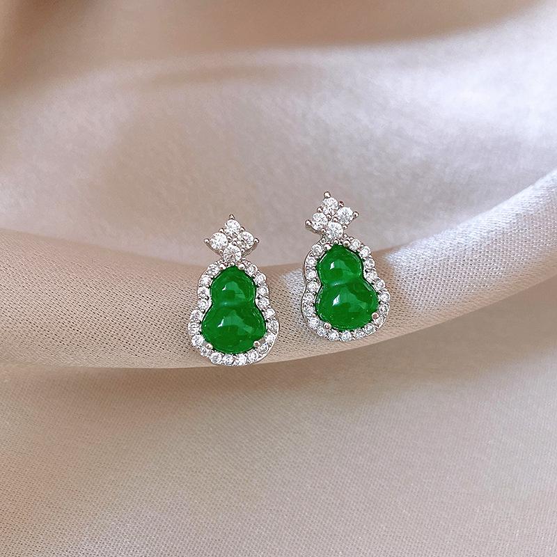 Silvernål Zirkon Utskurna Blomörhängen - Utsökta High-End Stiftörhängen med Känsla för Mode.