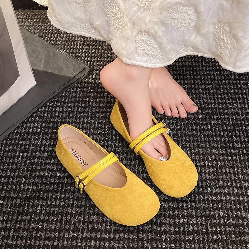 Dieao Retro Mary Jane Shallow Single Shoes Women's 2025 New Xiaoxiangfeng Gentle Matching Skirt Grandma Shoes Doudou Shoes