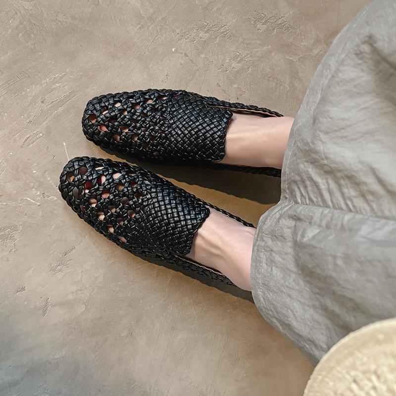 Fashion 2025 New Summer Comfortable Braided Sandals Women Low Thick Heels Slip on Casual Hollow Breathable Sandals Female Walk Shoes