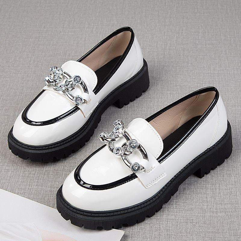 Fashion Ladies Pumps Round Toe Rhinestone with Medium Heels White Women's Loafers Shoes Discount Summer 2025 Wholesale Vacation Lastest