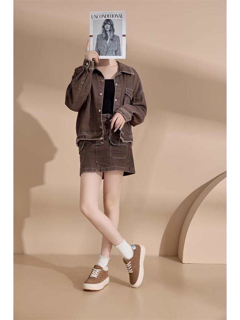 Retro sametové dámské boty se silnou podrážkou zvyšující výšku: 2023 Roztomilý Ošklivý Design Hvězdného Chleba