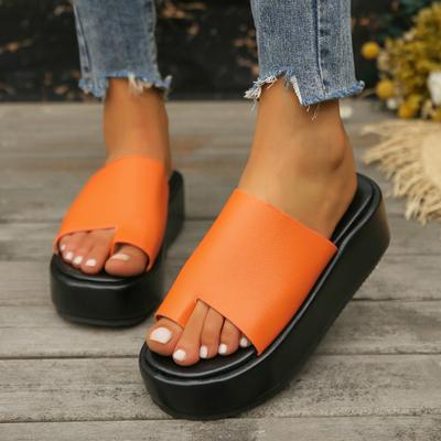 Μόδα 2024 Παντόφλες με Υπερμεγέθη Χοντρή Σόλα για το Καλοκαίρι των Γυναικών Νέα Εξωτερικού Χώρου Σανδάλια με Κλιπ Απλές Μονόχρωμες Παντόφλες Ψηλά τακούνια φλατ