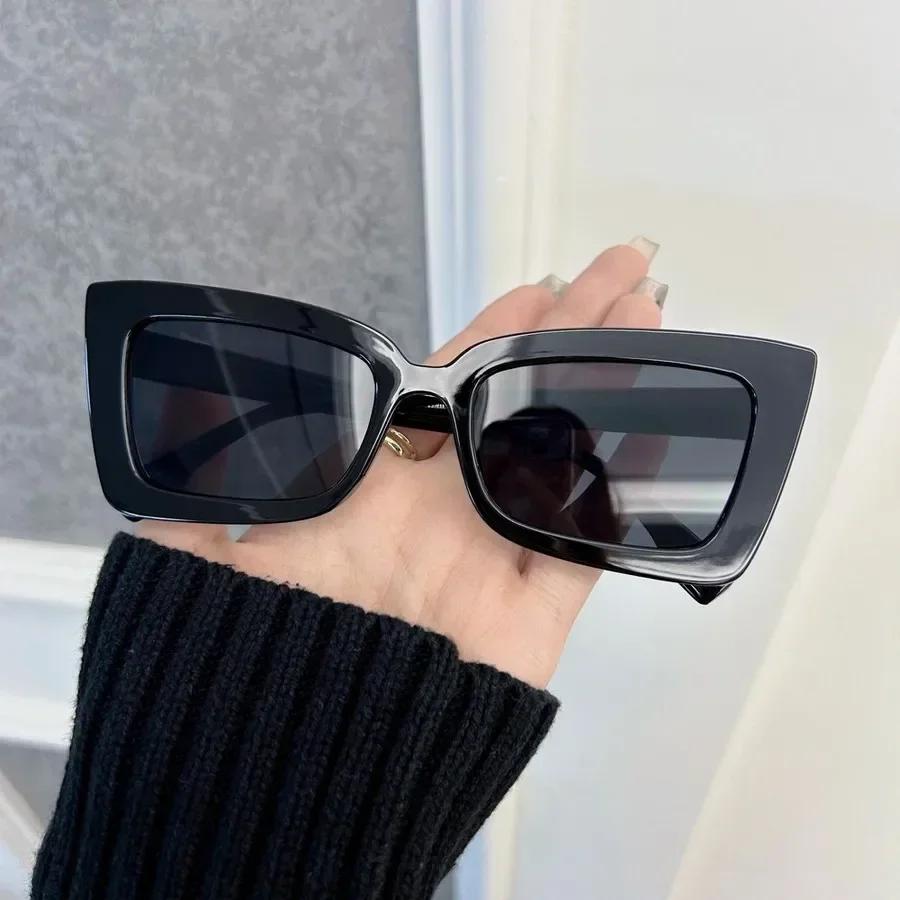 Retro Classic Square Sunglasses For Women Men Stylish Minimalist Female Male Fashion Glasses