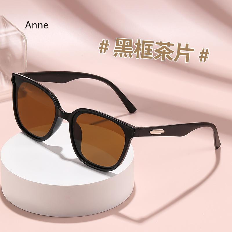 Retro Men's Sunglasses Vintage Square Sunglasses for Women  New Anti-UV Eyewear Gafas De Sol Mujer Sun Glasses