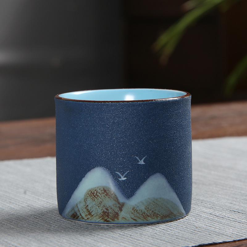 Hand-Painted Black Pottery Zen Tea Cup - Retro Mountain Design, Kung Fu Ceramic Masterpiece for Tea Tasting and Guest Reception.