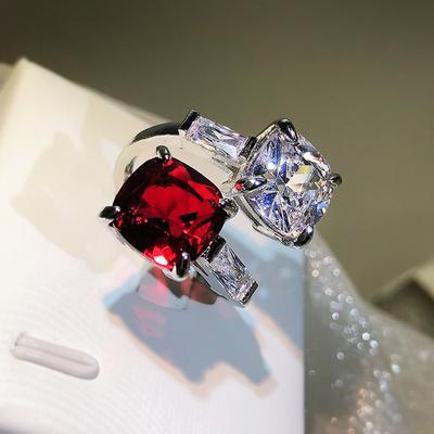 Europäischer und amerikanischer Silberring Edel und elegant Damenring mit heißrotem Rubin Offener Ring