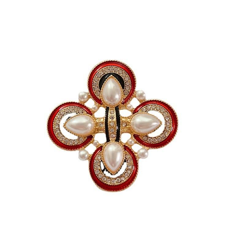 Vintage French Style Butterfly Brooch With Pearl Drop Oil Finishing For Women Fashion Accessories