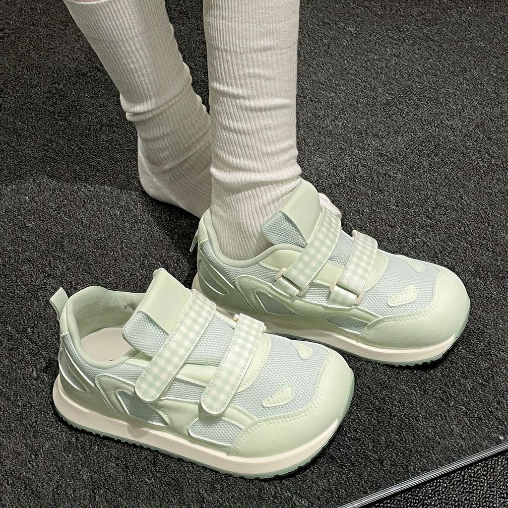 Queen Fan's Explosive Retro Platform White Shoes Women's 2025 New Autumn Skirt Versatile Sports Shoes