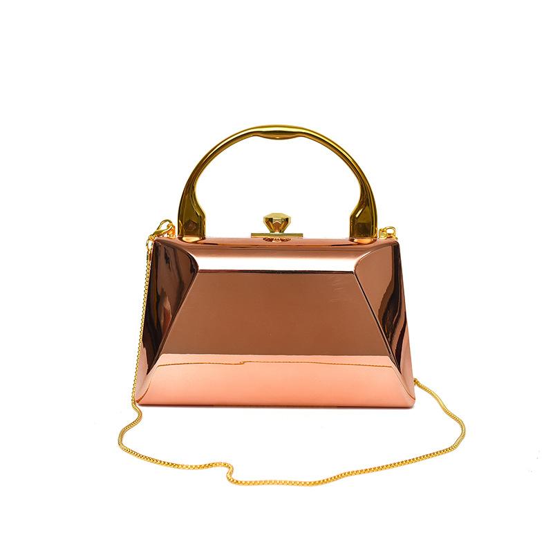 2026 New Women's Dinner Bag Fashion Niche Design Shoulder Bag Chain Crossbody Acrylic Box Bag