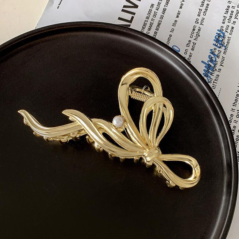 

1 шт. металлическая заколка-бант для волос, новая жемчужная заколка на затылок, большой размер, ощущение высокого класса, заколка для волос с женским дизайном, заколка-акула