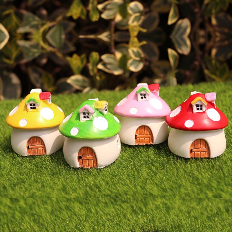 Moss Micro Landscape: Succulent & Mushroom House Ornament for DIY Miniature Gardens